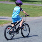 איך ללמד רכיבה על אופניים