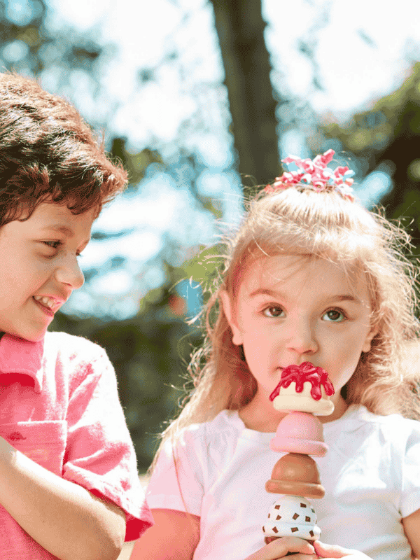 דוכן גלידה - מליסה ודאג