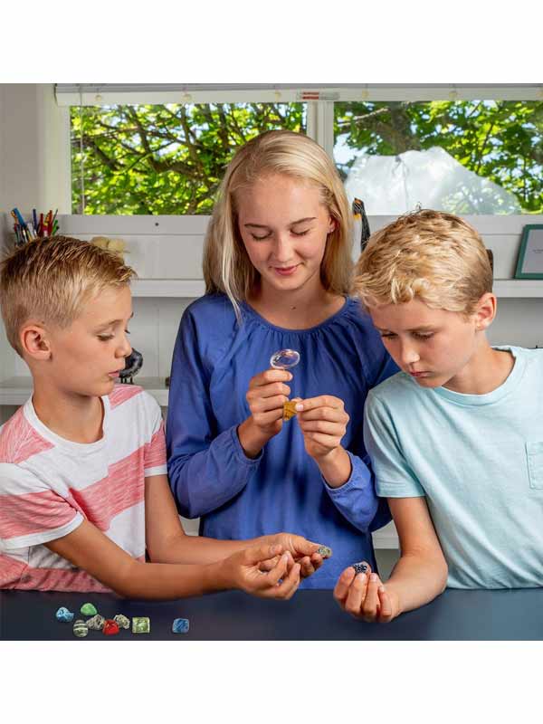 ערכת מחקר - סלעים ומינרלים