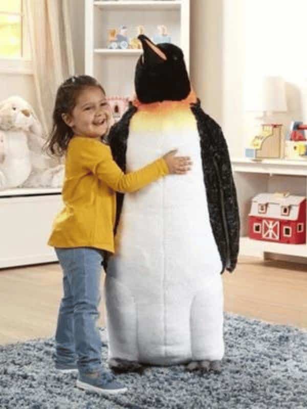 בובת פינגווין ענקית - מליסה ודאג