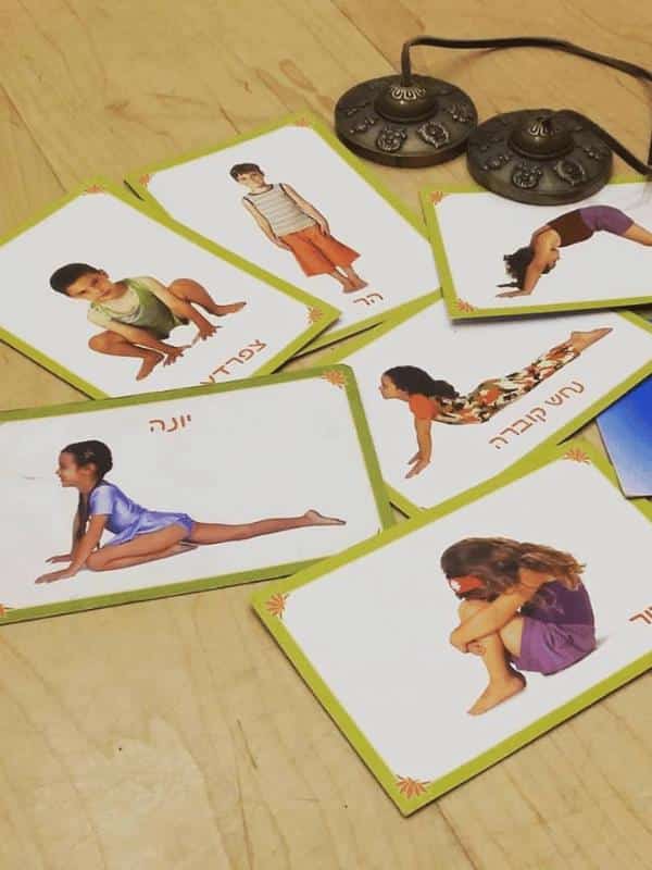 יוגה לילדים קלפי משחק