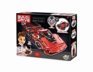 מכונית ספורט על שלט