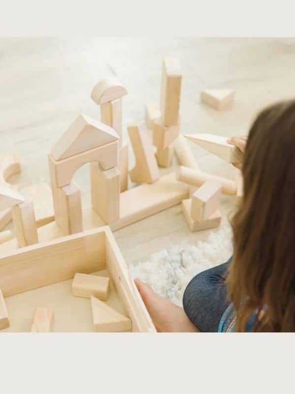 סט קוביות עץ 60 חלקים - מליסה ודאג