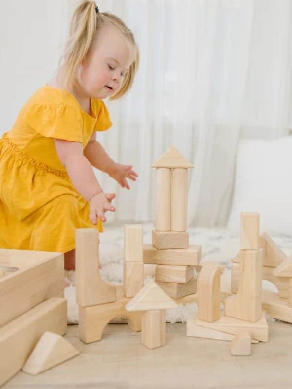 סט קוביות עץ 60 חלקים - מליסה ודאג