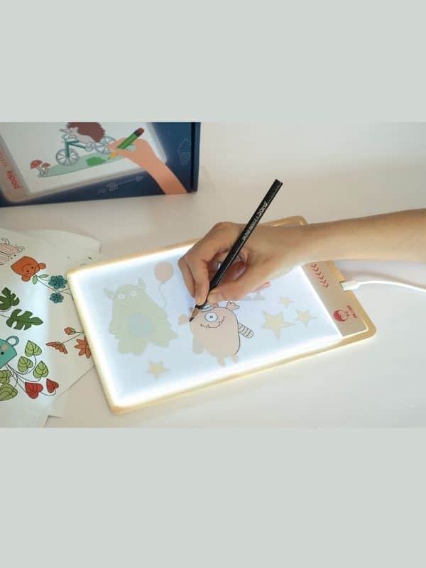 לוח אור לציור קיפוד (Kipod)